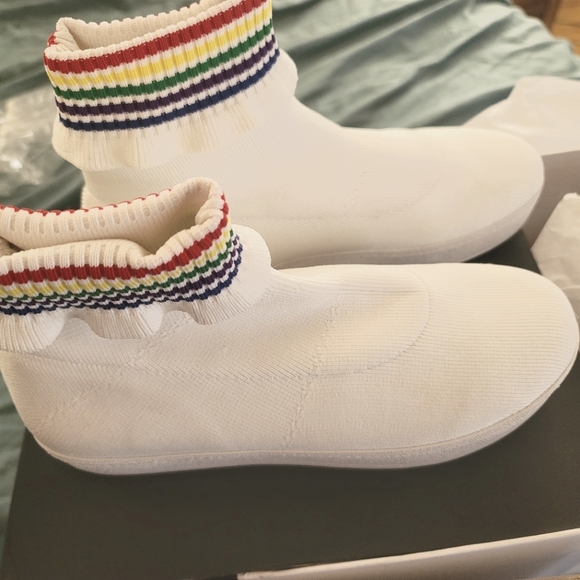 Opening Ceremony Bobby Slip-Ons "Pride" Sneakers Sz 41 Ret:$250.00 - Picture 3 of 12